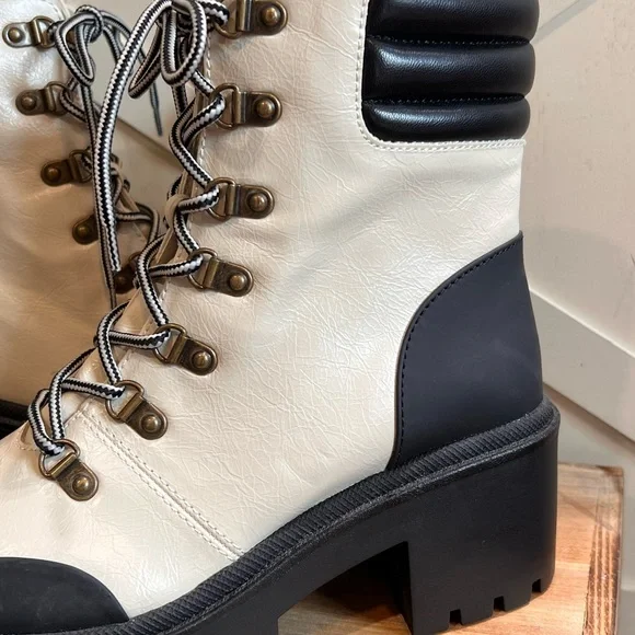 Michael by Michael Shannon Natacha Ivory Platform Moto Combat Boots Size 8 NEW - Picture 2 of 10
